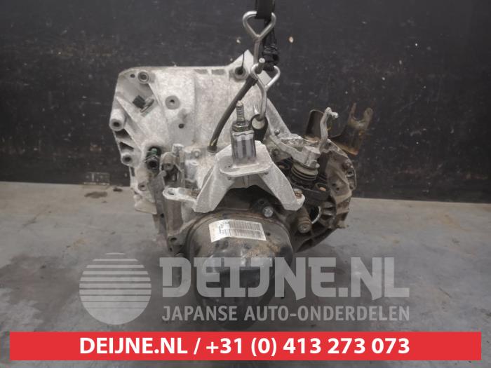 Gebruikte Versnellingsbak Nissan Micra (K13) 1.2 12V DIG-S Prijs € 250,00 Margeregeling aangeboden door V.Deijne Jap.Auto-onderdelen BV