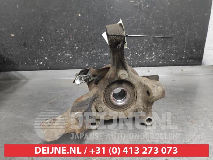 Chevrolet Captiva Fusee rechts-voor O665032
