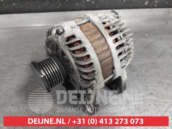 Gebruikte Dynamo Nissan Qashqai (J10) 2.0 16V Prijs € 35,00 Margeregeling aangeboden door V.Deijne Jap.Auto-onderdelen BV