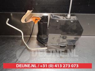 Hyundai I10 Deurslot Mechaniek 4Deurs rechts-achter O281427 foto 2
