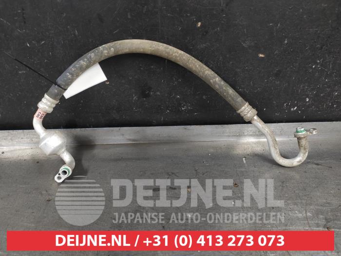 Kia Sportage Air conditioning line O665244