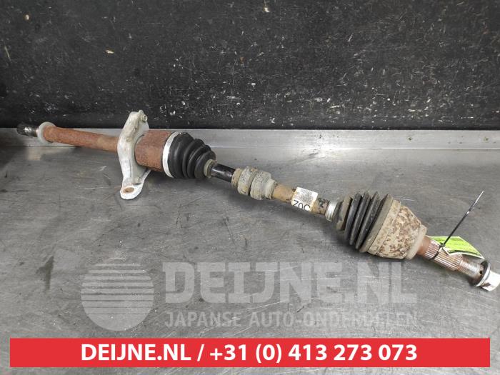 Nissan Pulsar Antriebswelle rechts vorne O665302