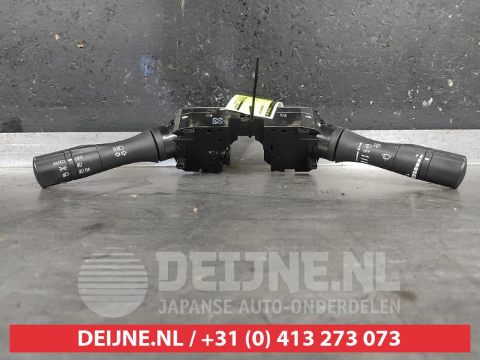 Nissan Navara Combischakelaar Stuurkolom O665325