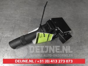 Toyota Hilux Scheibenwischer Schalter O665518 foto 2
