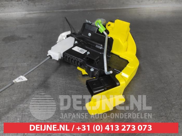 Hyundai Ioniq Rear door mechanism 4-door, right O665507