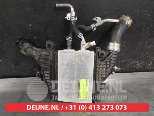 Gebruikte Intercooler Toyota Hilux V/VI 2.8 D4D-F 16V 4x4 Prijs op aanvraag aangeboden door V.Deijne Jap.Auto-onderdelen BV