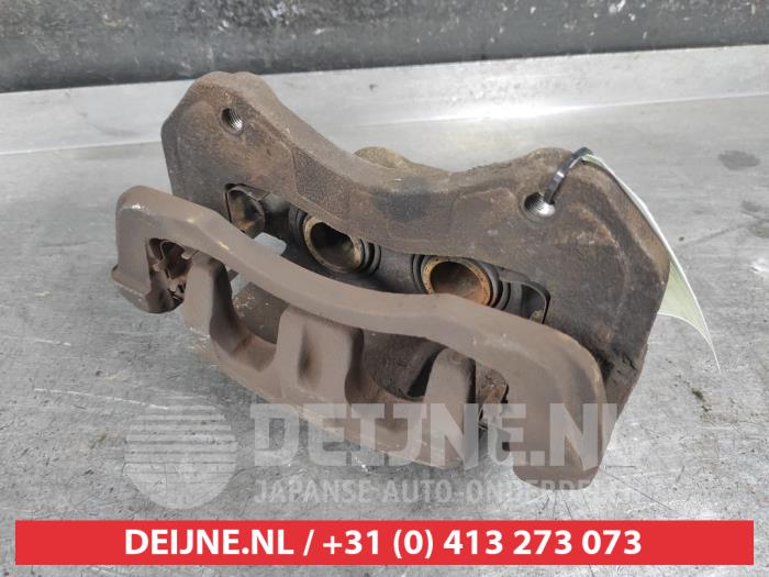 Mitsubishi Outlander Remklauw (Tang) links-voor O665755