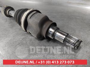 Toyota Yaris Front drive shaft, right O665841 photo 3