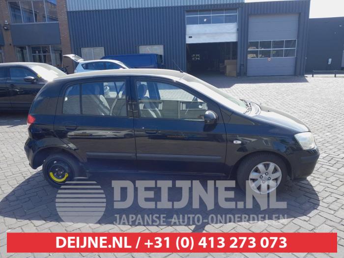 Hyundai Getz Tür 4-türig rechts vorne O665883