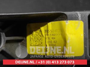 Kia Sportage Front bumper bracket, right O665923 photo 3
