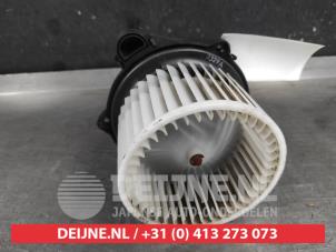 Kia Ceed Heating and ventilation fan motor O665996 photo 2
