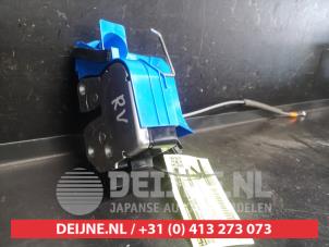 Hyundai Bayon Front door lock mechanism 4-door, right O666021 photo 2