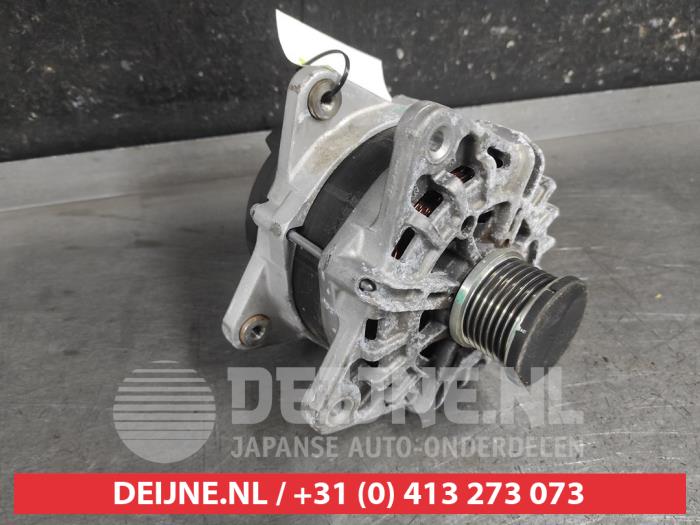 Dynamo van een Nissan Micra (K14) 1.0 IG-T 92 2022