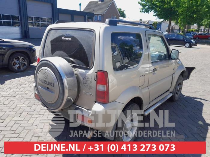 Suzuki Jimny Rücklicht rechts O666189