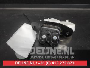 Toyota Verso-S Tailgate lock mechanism O666212 photo 2