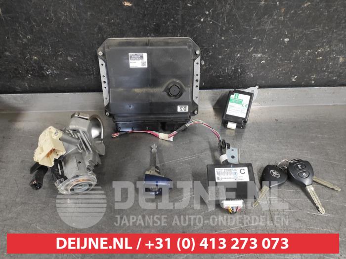 Toyota Rav-4 Steuergerät Motormanagement O666229