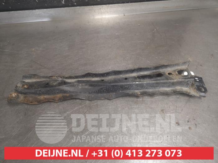 Gebruikte Subframe Toyota RAV4 (A3) 2.0 16V VVT-i 4x4 Prijs op aanvraag aangeboden door V.Deijne Jap.Auto-onderdelen BV