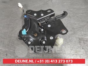 Mazda MX-5 Convertible lock O666330 photo 2