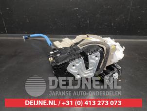 Kia Ceed Sportswagon Türschlossmechanik 4-türig rechts vorne O666370 foto 2