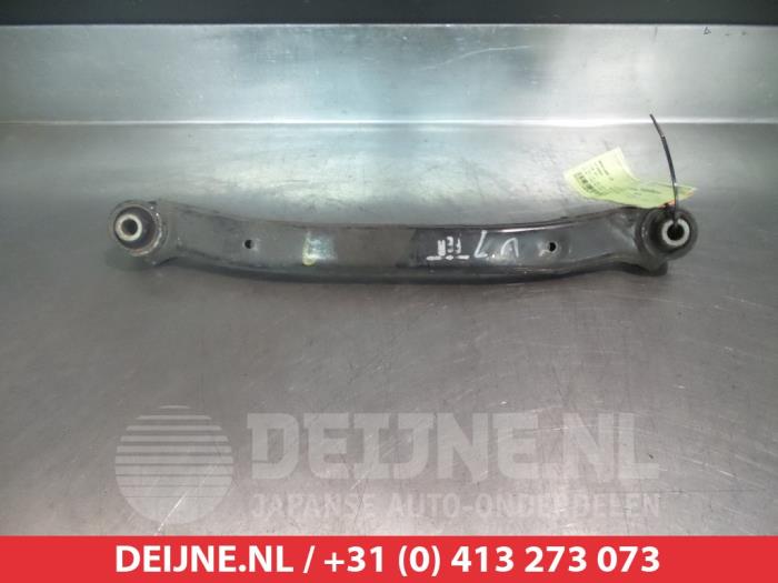 Hyundai I30 Draagarm links-achter O383311
