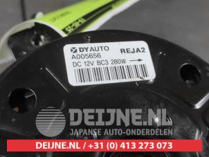 Hyundai Bayon Fan motor O666450 photo 3