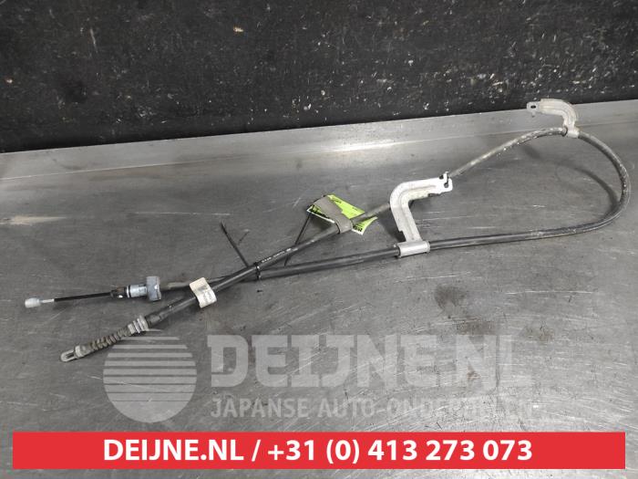 Gebruikte Handrem Kabel Hyundai Bayon 1.0 T-GDI 12V Prijs € 35,00 Margeregeling aangeboden door V.Deijne Jap.Auto-onderdelen BV