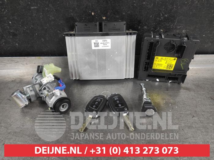 Hyundai Bayon Zündschloss+Schlüssel O666509
