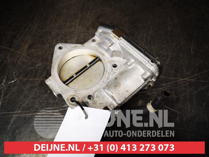 Gebruikte Gasklephuis Toyota RAV4 (A5) 2.5 Hybrid 16V AWD Prijs € 75,00 Margeregeling aangeboden door V.Deijne Jap.Auto-onderdelen BV