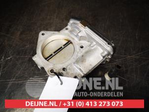 Gebruikte Gasklephuis Toyota RAV4 (A5) 2.5 Hybrid 16V AWD Prijs € 75,00 Margeregeling aangeboden door V.Deijne Jap.Auto-onderdelen BV