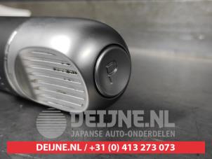 Hyundai Ioniq Selectiehendel automaat O666603 foto 3