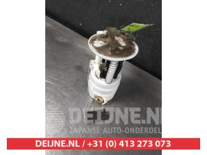 Gebruikte Tank element Pomp Nissan Micra C+C (K12) 1.6 16V Prijs € 30,00 Margeregeling aangeboden door V.Deijne Jap.Auto-onderdelen BV