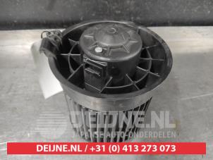 Gebruikte Aanjager Nissan Qashqai (J11) 1.2 DIG-T 16V Prijs € 50,00 Margeregeling aangeboden door V.Deijne Jap.Auto-onderdelen BV