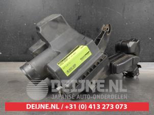 Gebruikte Luchtfilterhuis Nissan Qashqai (J11) 1.2 DIG-T 16V Prijs € 50,00 Margeregeling aangeboden door V.Deijne Jap.Auto-onderdelen BV