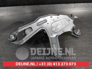 Toyota Yaris Ruitenwissermotor achter O666911 foto 2