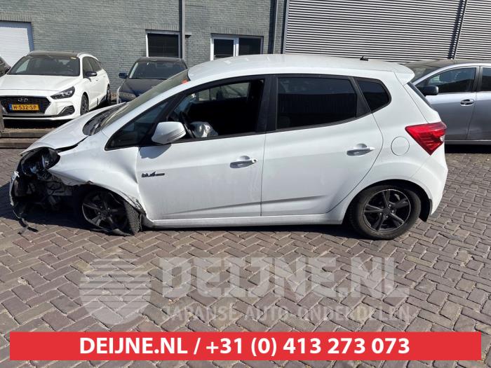 Hyundai IX20 Türscheibe 4-türig links vorne O667061