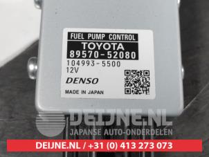 Toyota Yaris Kraftstoffpumpe Modul O667244 foto 2