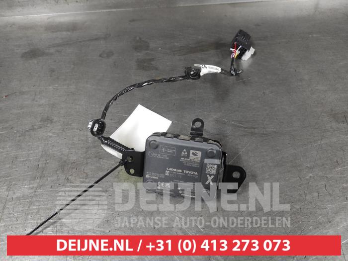 Toyota Yaris ACC Sensor (afstand) O667247
