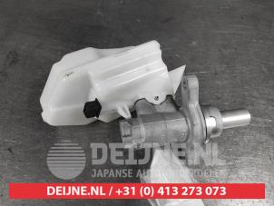 Toyota Yaris Master cylinder O667331 photo 2