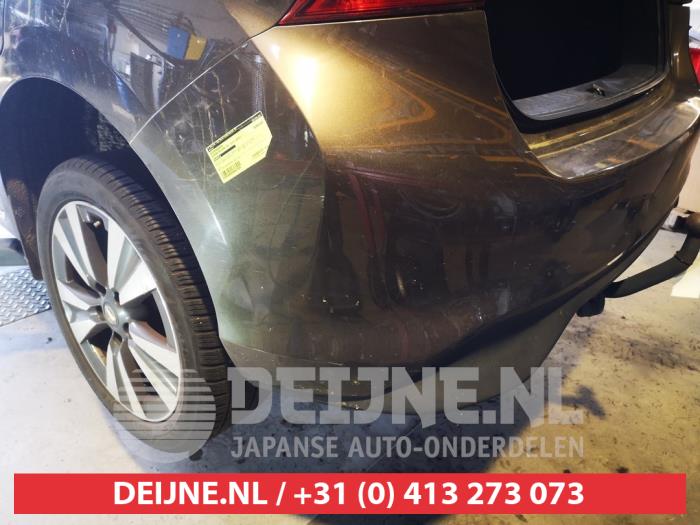 Nissan Pulsar Stoßstange hinten O667394