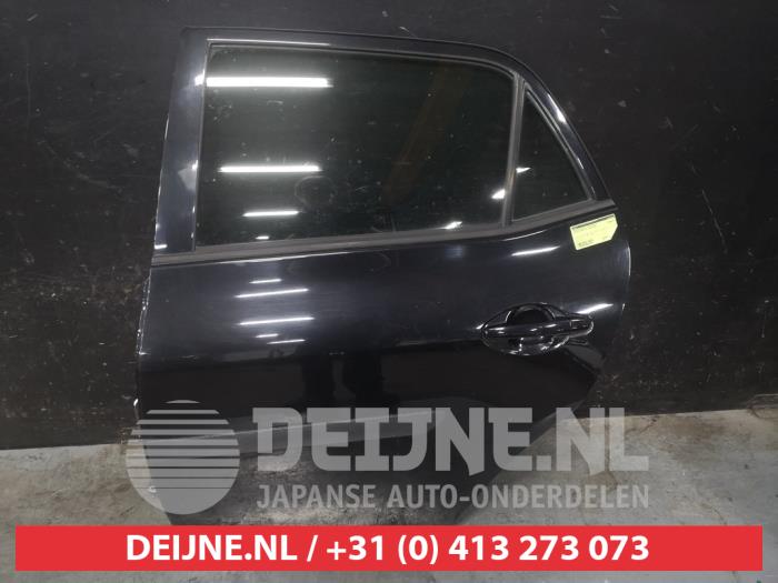 Toyota Auris Portier 4Deurs links-achter O667445