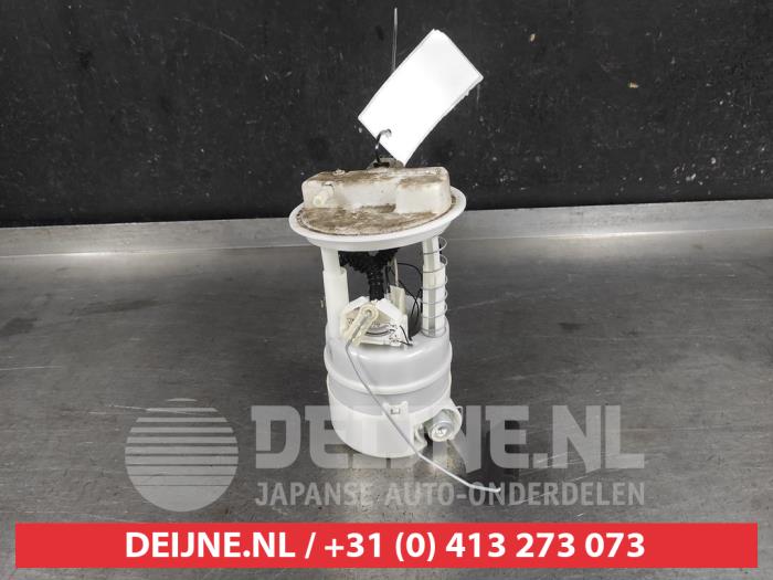 Gebruikte Tank element Pomp Nissan Pulsar (C13) 1.2 DIG-T 16V Prijs € 100,00 Margeregeling aangeboden door V.Deijne Jap.Auto-onderdelen BV
