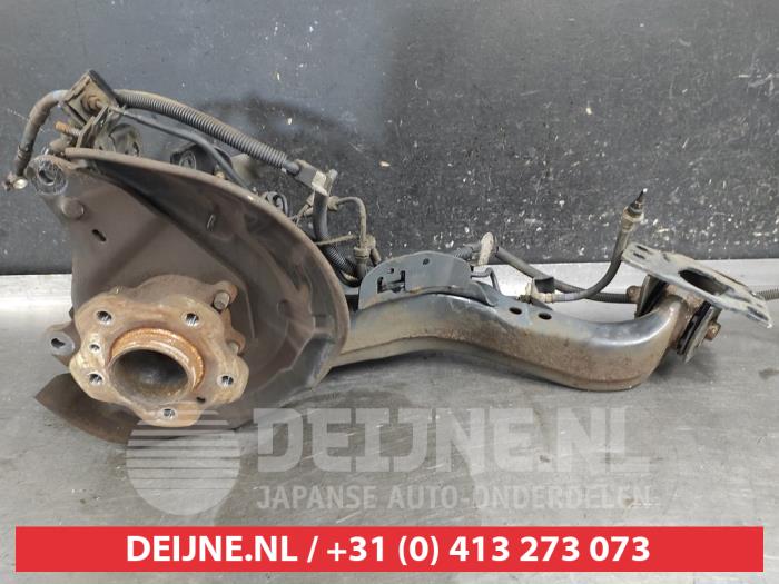 Nissan Qashqai Fusee rechts-achter O667424