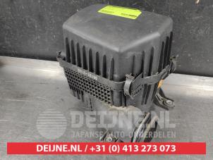 Gebruikte Luchtfilterhuis Hyundai i40 CW (VFC) 2.0 GDI 16V Prijs € 50,00 Margeregeling aangeboden door V.Deijne Jap.Auto-onderdelen BV