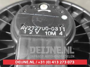 Suzuki Swift Heating and ventilation fan motor O667808 photo 3
