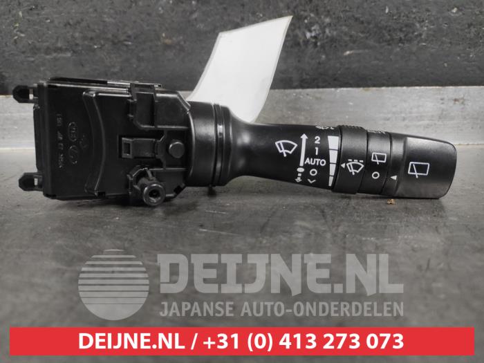 Kia Ceed Ruitenwis Schakelaar O667872