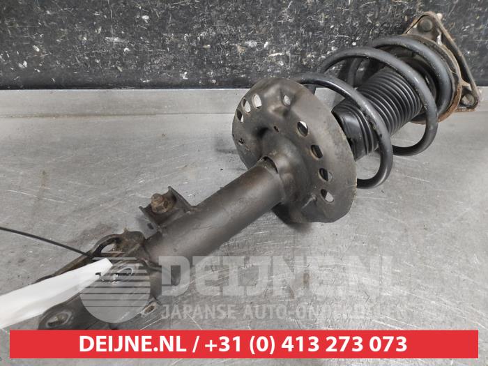 Kia Ceed Schokdemperpoot rechts-voor O667894
