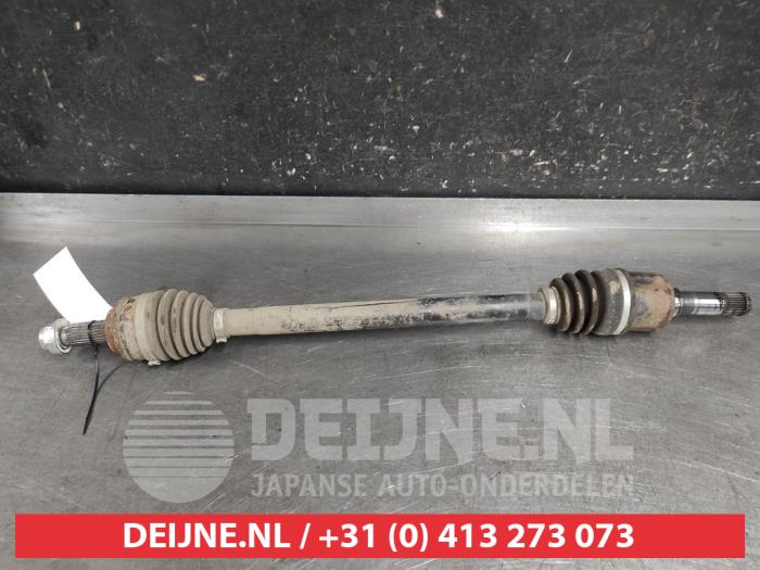 Mazda MX-5 Aandrijfas links-achter O668003