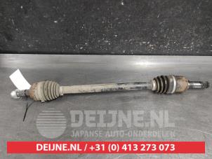 Gebruikte Steekas links-achter Mazda MX-5 RF (ND) 1.5 Skyactiv G-131 16V Prijs € 125,00 Margeregeling aangeboden door V.Deijne Jap.Auto-onderdelen BV