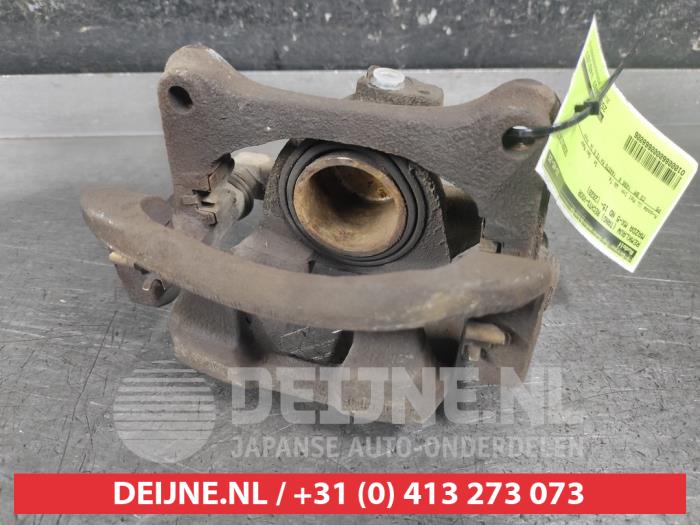 Mazda MX-5 Remklauw (Tang) rechts-voor O668006