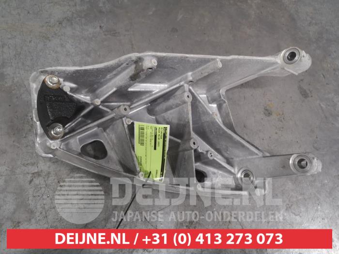 Gebruikte Motorrubber Mazda MX-30 e-SkyActiv 145 Prijs € 45,00 Margeregeling aangeboden door V.Deijne Jap.Auto-onderdelen BV